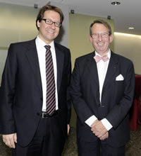Dr. Stefan Birkner, Staatssekretär im Nds. Ministerium für Umwelt und Klimaschutz und Lothar Lohff, Präsident des LBEG