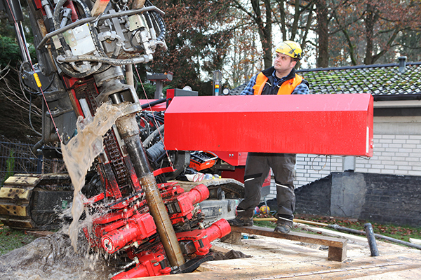 Jarek Stanek, ausführende Firma, Grundbau Essen, Ehestorf, Gemeinde Rosengarten, Landesgrenze, Hamburg, Bohrung, abteufen, Sanierung, ehemaliges Braunkohlebergwerk, Robertshall